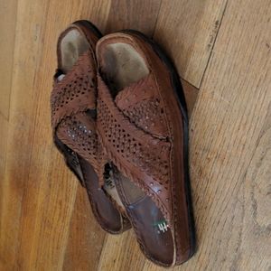 Leather Earth sandals women's